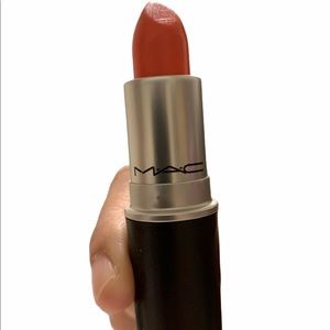 MAC Cosmetics Lustre Lipstick